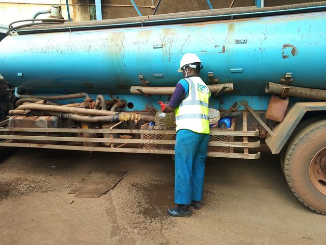 Tanker checks before loading